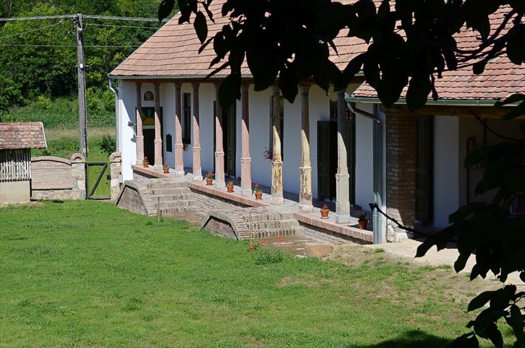 Hotel Zengoalja Vendeghaz Erzsébet Exterior foto
